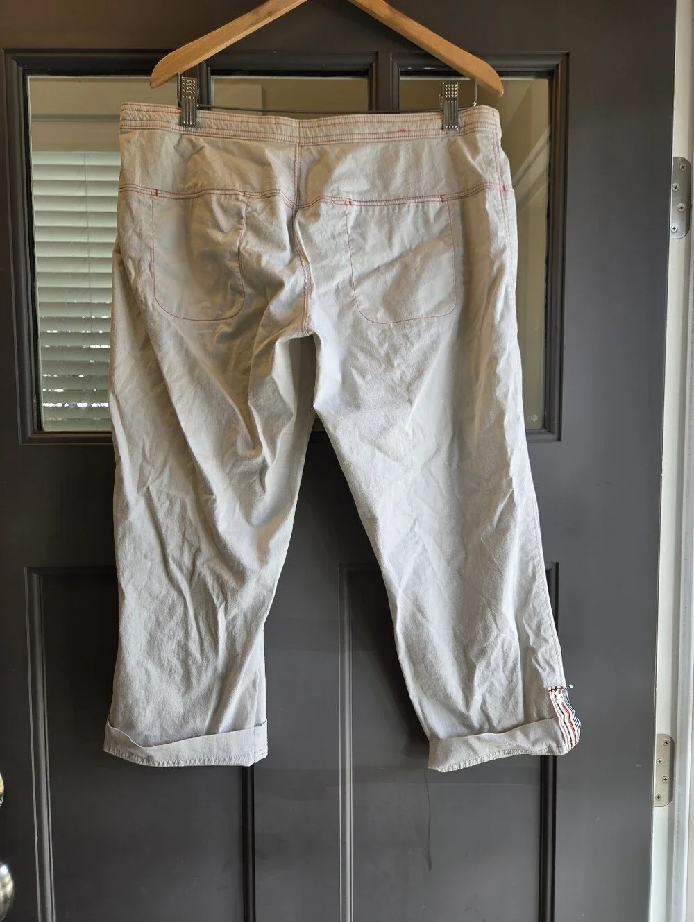 Nike Youth 12-14 Beige Drawstring Cropped Pants